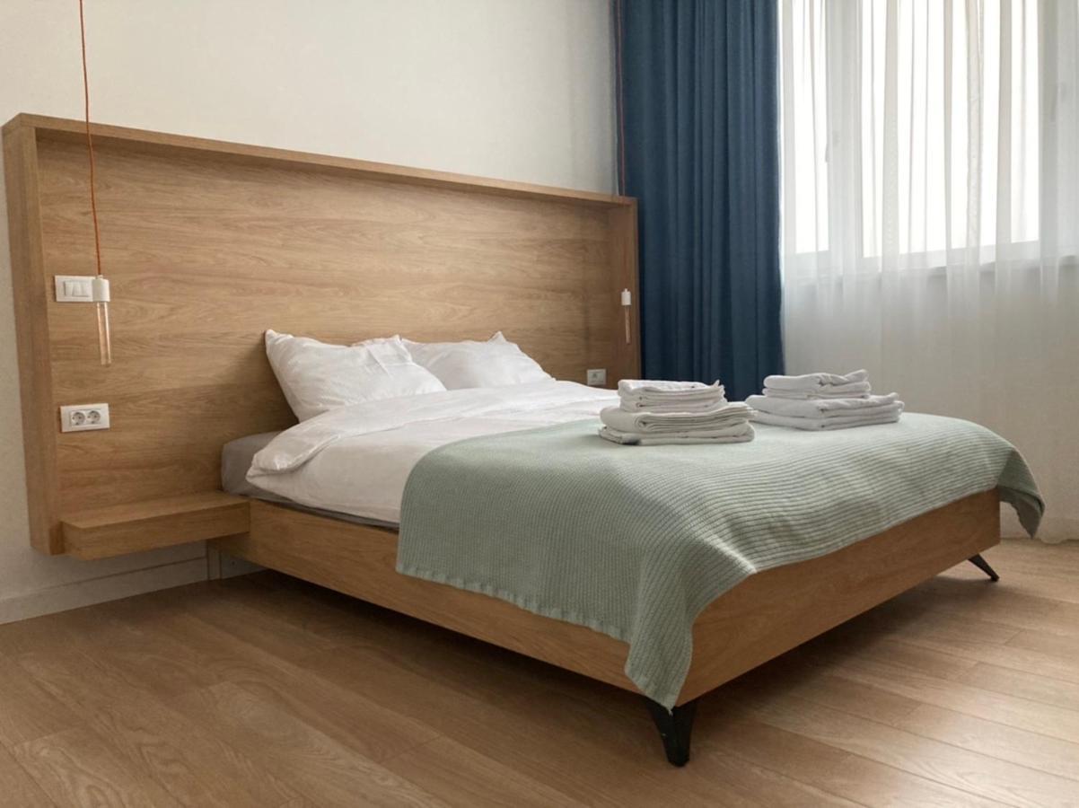 Papillon Apartment #6 Dumbravita  Luaran gambar
