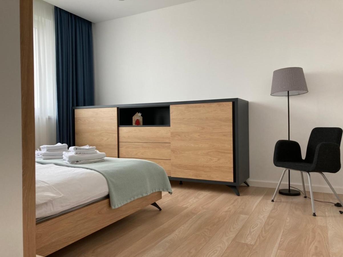 Papillon Apartment #6 Dumbravita  Luaran gambar